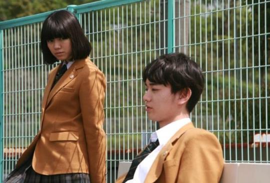 《惡之教典》青春若有張不老的臉，是因為還沒畢業就被幹掉了